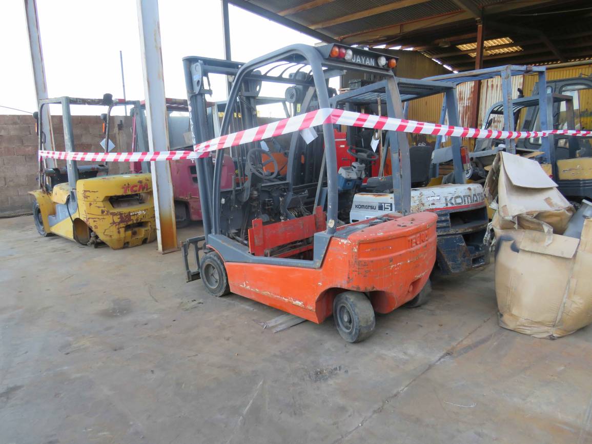 Forklifts and stackers - IAG Auction